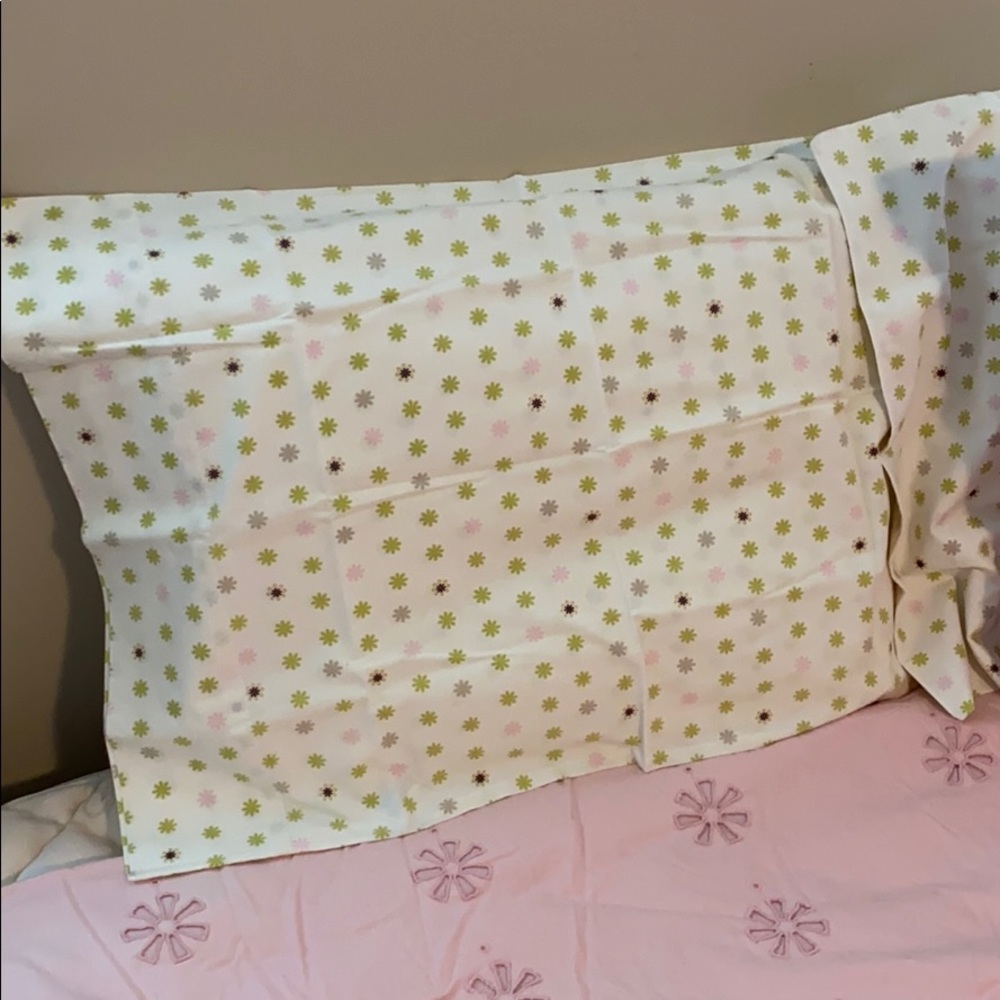 Target Bedding Set - Picture 4 of 7